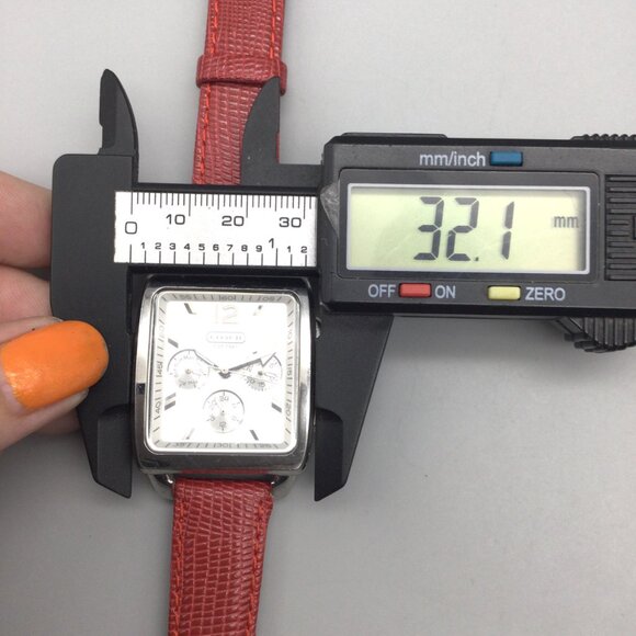 Coach Boyfriend Watch Women 32mm Silver Tone Day Date Red Leather New Battery main image 10